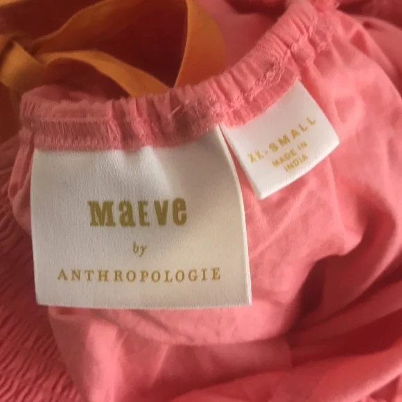 Elegant blouse - Picture 8 of 8